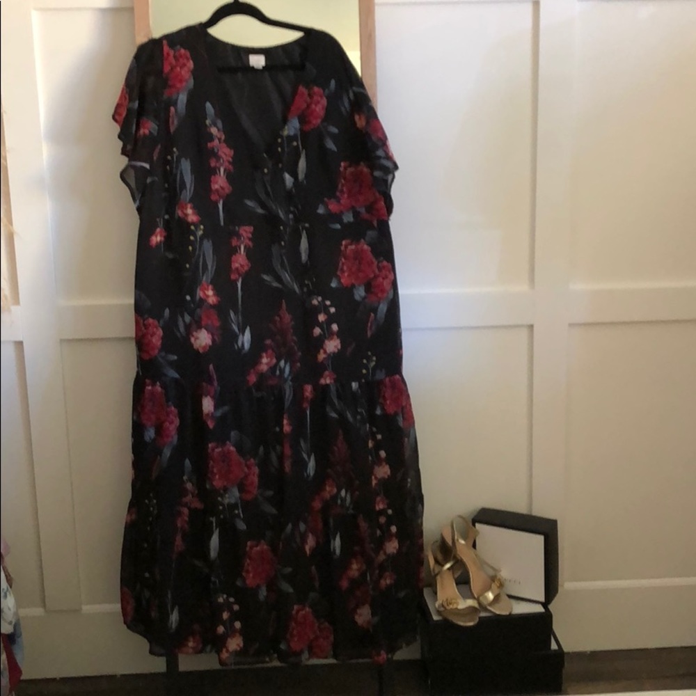Flowy floral dress